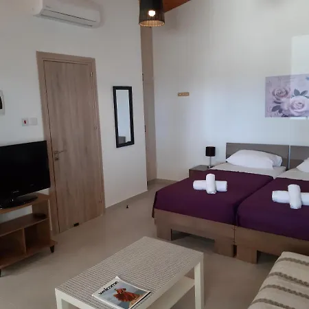 Zorbas Sea View No 5 Apartment Larnaca Exterior photo